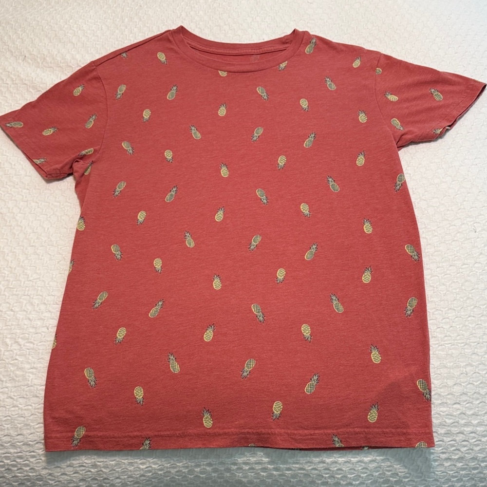 Aeropostale Red Pineapple Print Short Sleeve Tee